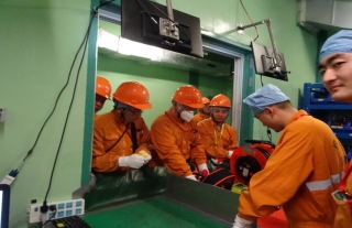 “万”千工程｜促大修，，，，，，，春节库房春意盎然 提服务，，，，，，，热工具间热度空前